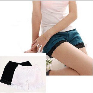 The the wholesale 5PCS/lot Korean security pants female big yards lace-third of leggings in black and white