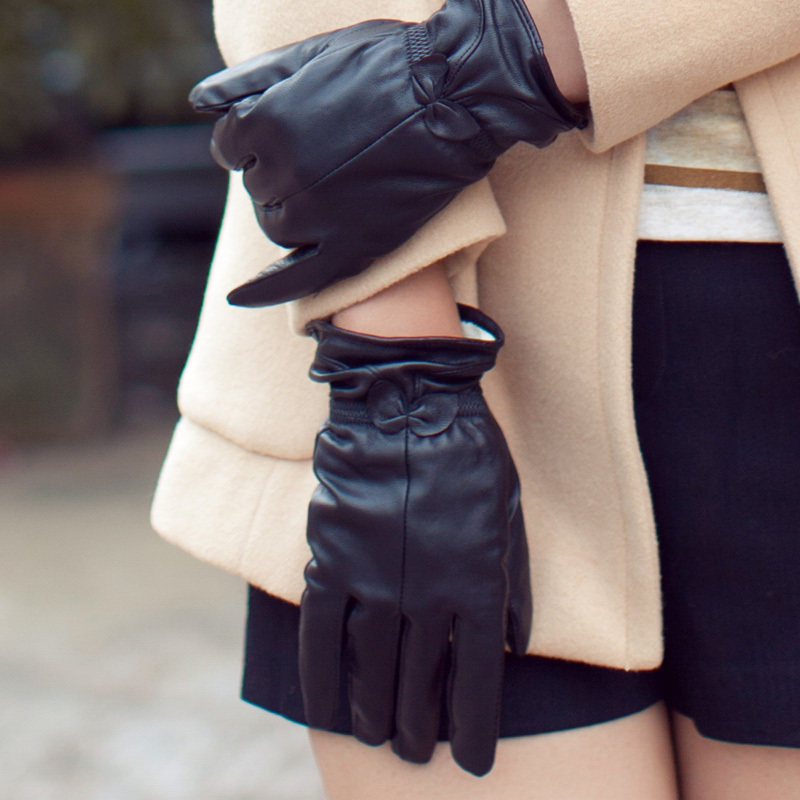 Thermal thantrue genuine leather gloves winter windproof black bow female black suede toe