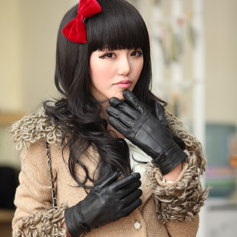 Vika shop Genuine leather sheepskin gloves 2012 autumn and winter thermal women's bow thickening gloves