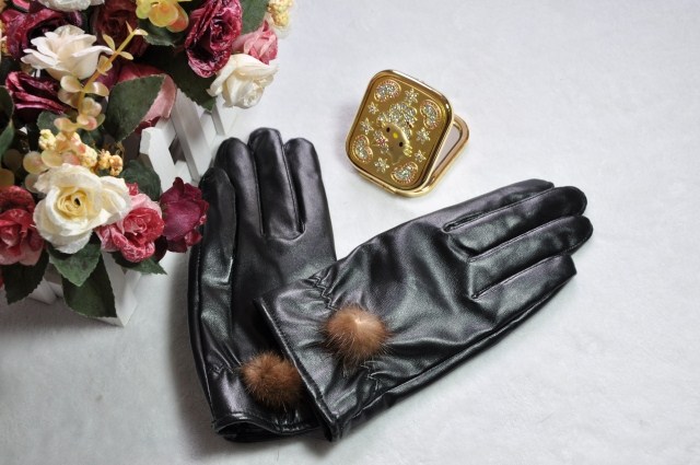 Warm Double Layer Plus Velvet Thickening Women's Fashion Leather Gloves