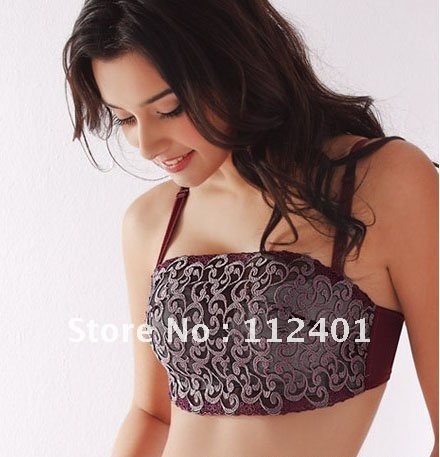 Whirlpool embroidery Lace wiping a bosom Showily bra