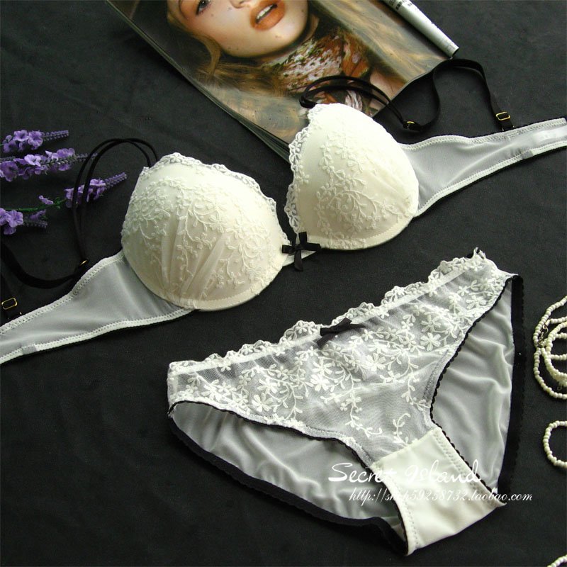 White romantic love sea exquisite embroidery thin thick bra