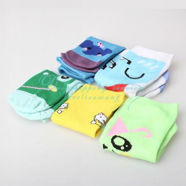 Wholesale 1 Pairs New Hot Animal Prints Colorful Cotton Low Cut Boat Socks Random