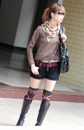 Wholesale 2012 New Korean Women Embroidery Jeans Shorts Print Denim Shorts FREE SHIPPING