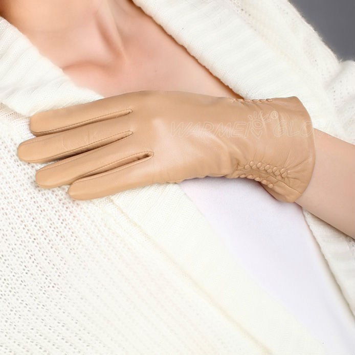 Wholesale Free Shipping  lambskin  fashion leather gloves