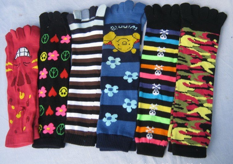 Wholesale Hot! Cute Colorful Women's & Mens Colorful stripes Catrtoon five finger Toe Socks Cotton stocking