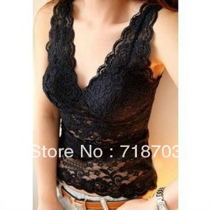 Wholesale price deep V-neck low-cut openwork harness / chest wrapped lace vest bottoming lace shirt with a chest pad