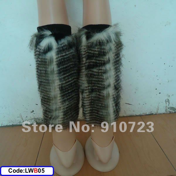 Wholesale - Wolf Woof Fox 2012 NEW STYLE Fashion Fake Fur Foot Covers Socks Stock Faux Fur Leg Warmers Boot Cover Free Shipping