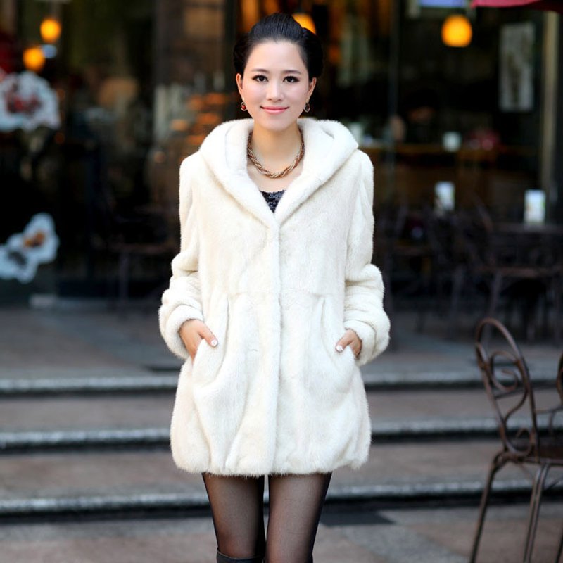 Winter 2012 new European and American luxury imported mink coat lady gas long section of real fur hooded fur coat