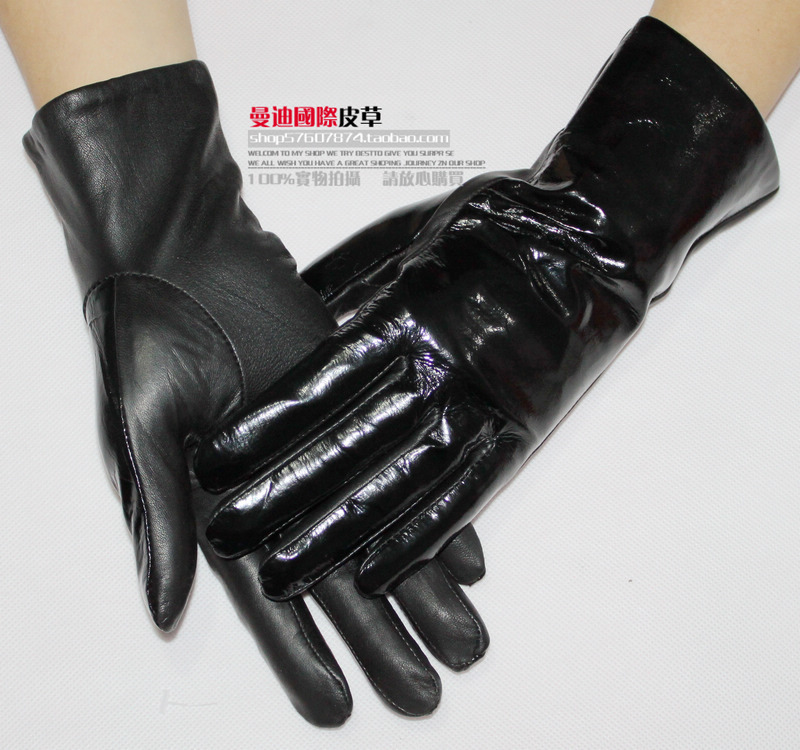 Winter classic women's japanned leather small suede gloves genuine leather gloves thermal fleece lined a18060