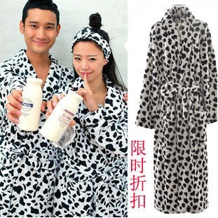 Winter cow lovers coral fleece robe female bathrobe sleepwear fashion family