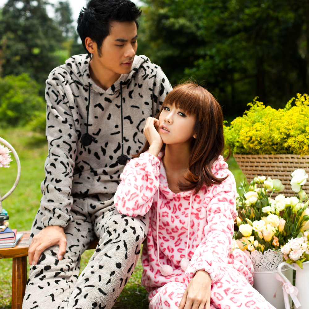 Winter song riel wire sexy leopard print coral fleece male sleepwear cartoon thickening lounge set