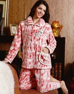 Winter Women cartoon bear jacquard thickening thermal sleepwear women's coral fleece set