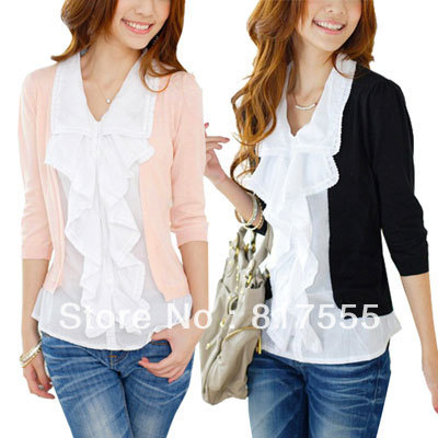 Woman Fashion Point Collar 3/4 Sleeve Ruched Front Blouse Tops Black White M