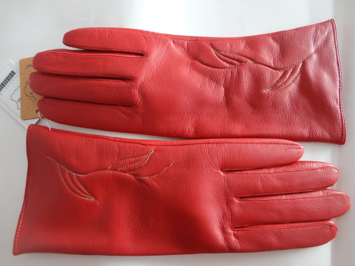 women leather glove with acrylic lining