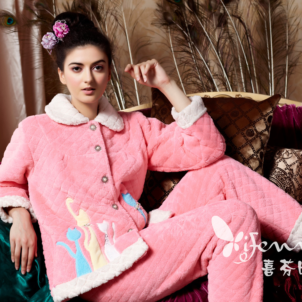 women's fashion lovely warm Fanny thickening berber coral fleece embroidered long-sleeve sleepwear lounge pajamas set 7710