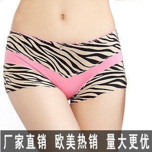 Women's four angle panties