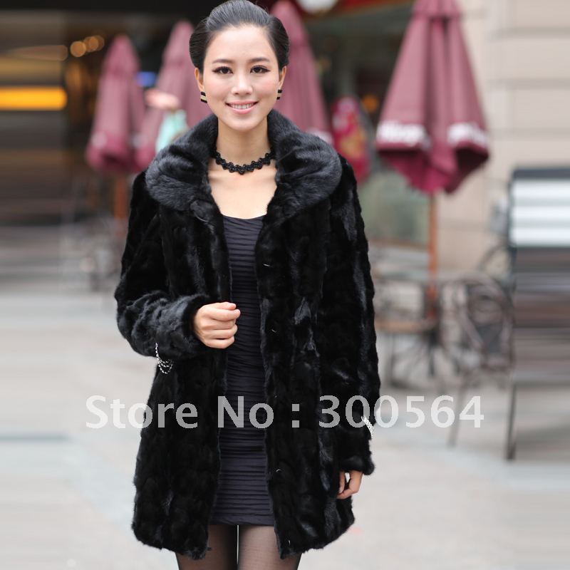 Women's_fur_coat New style 2012 mink marten overcoat fight mink fur coat female fur collar