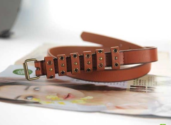 Women's rivet paragraph leather t ring personality strap thin belt dw50