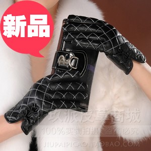 Women's the small butterfly short design genuine leather gloves chromophous Women sheepskin gloves Free Shipping